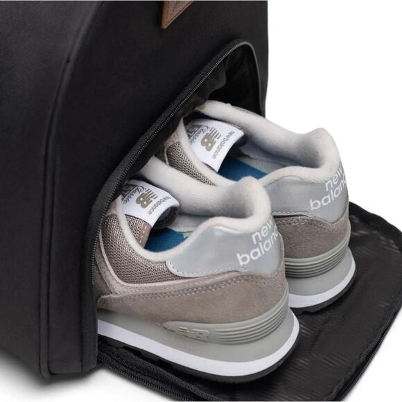 Herschel Novel Duffle Bag (Navy) - Picture 3 of 4